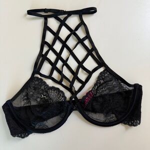 La Senza Bra Strappy Choker Spider Web Lace High Neck Women’s Size Medium